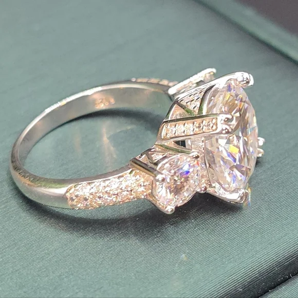5ct Moissanite 3-Stone Ring – Size 6 (S925 Solid Silver) - Picture 11 of 15